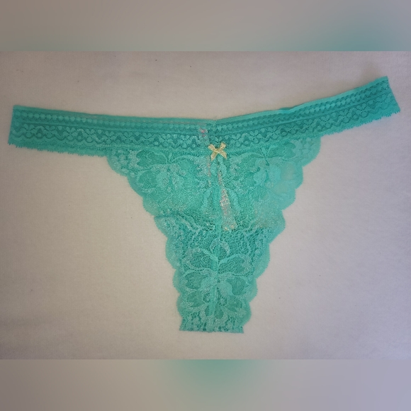 PINK Lace Thong Panty Set - Picture 9 of 12